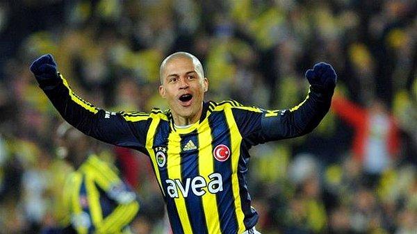 2. Alex (Fenerbahçe : 2004/12)