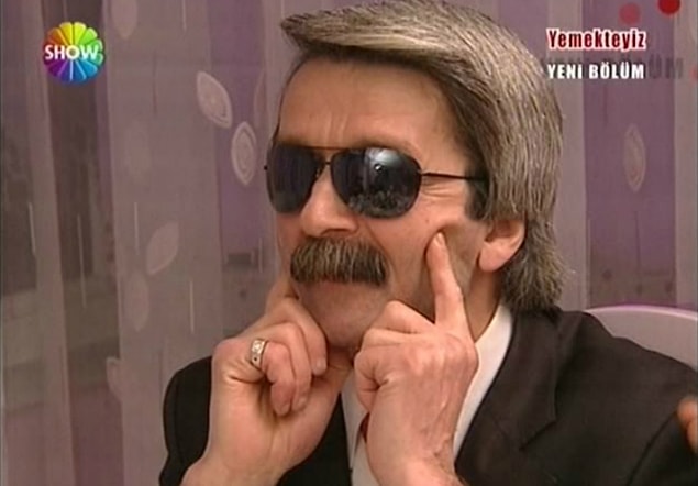 8. Yok uyumuyorum, sadece gözlerimi dinlendiriyordum!
