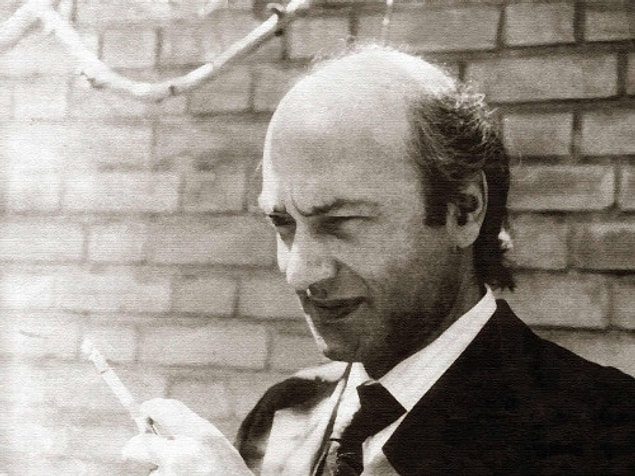 11. 'Şimdiki köleler taksitle yaşayıp borçlu ölüyor.'