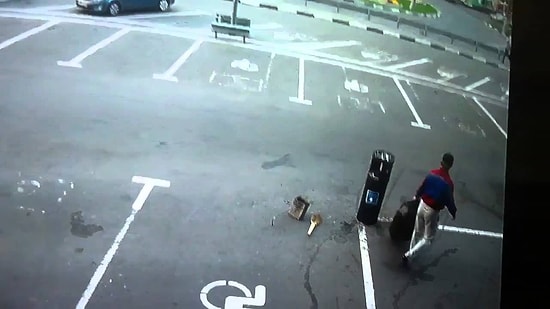 Dünyanın En Şanssız mı Yoksa En Beceriksiz Adamı mı?