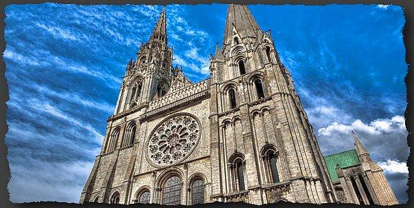 Chartres Katedrali, Fransa