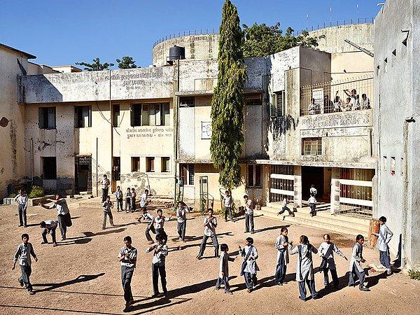 27. Virani Sağırlar Okulu, Rajkot, Gujarat, Hindistan