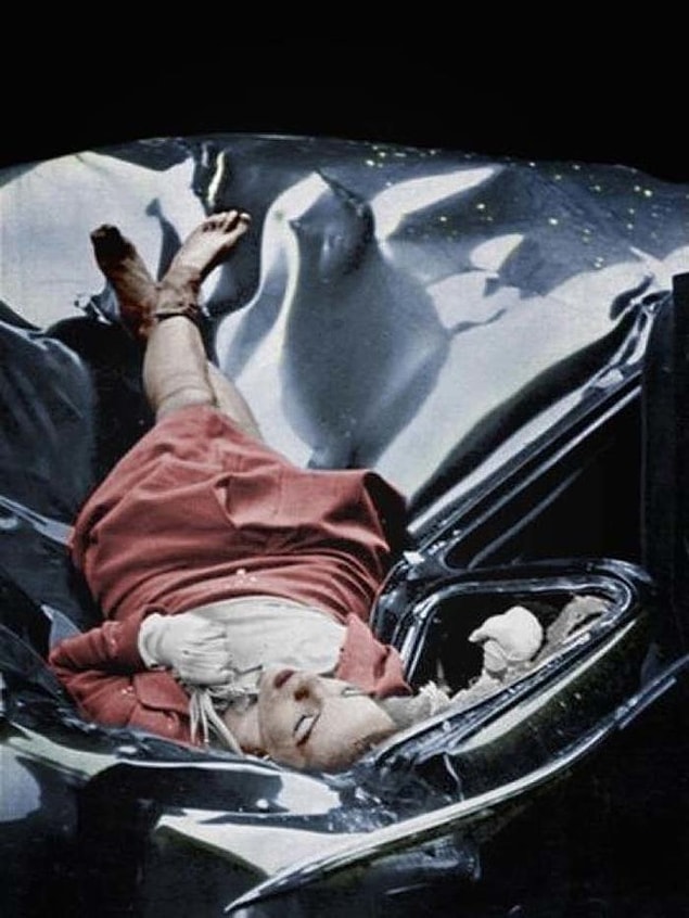 5. 23 yaşındaki Evelyn McHale'nin Empire State binasından atladıktan sonra, Birleşmiş Milletler'e ait bir limuzine düşmüş, Bazıları bu fotoğrafa dünyanın en güzel intiharı demiş.