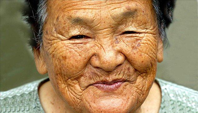 3. Japonya’da 100 yaşını geçmiş 50 binden fazla insan yaşamaktadır.