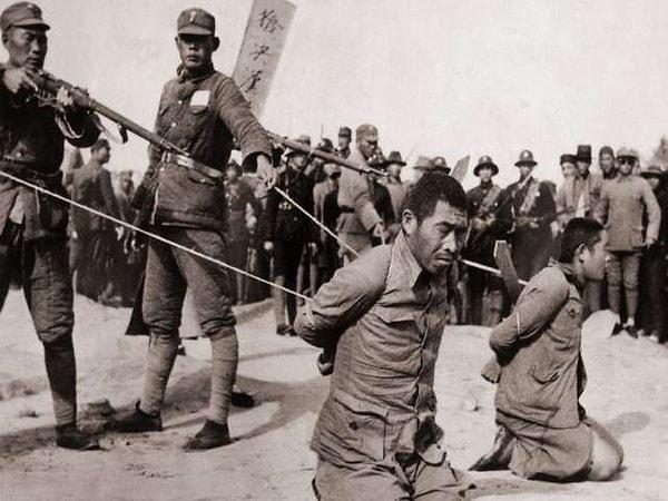 25. 2. Dünya Savaşı sırasında Japonlar tarafından öldürülen Çinli sayısı, soykırımda öldürülen Yahudilerin sayısından fazladır.