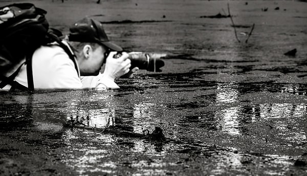 2. Beklemediğin bir anda, kendini sular içinde fotoğraf çekerken bulabilirsin. Görseli