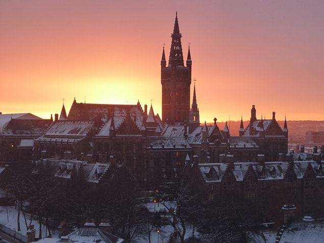 1. Glasgow Üniversitesi - İskoçya