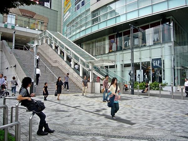 Shinjuku İstasyonu