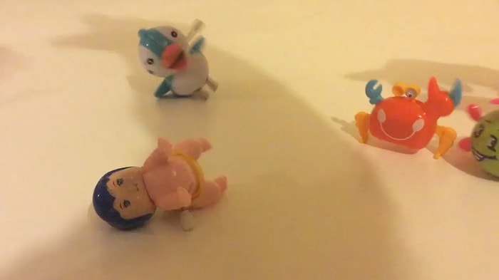 Dilberay'ın 'Tavukları Pişirmişem' Şarkısına Yapılmış Kahkaha Garantili Mini Klip