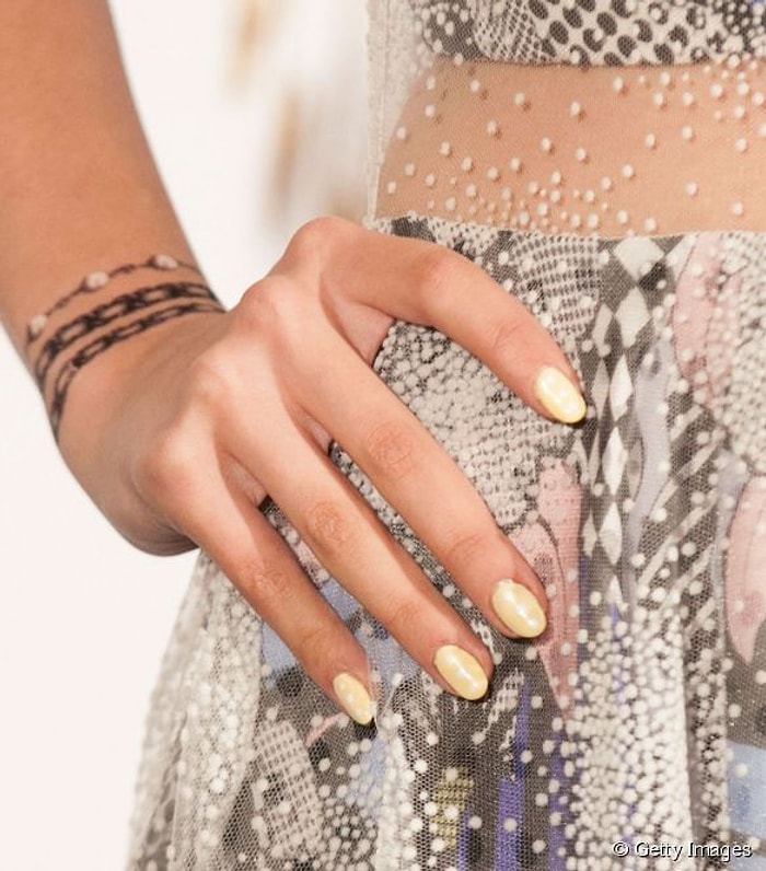 Ünlü Trendleri: Pastel Tırnaklar