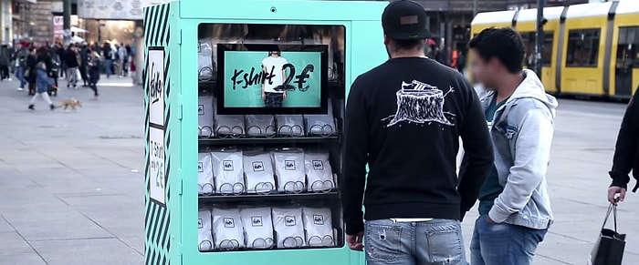 Duygulandıran Sosyal Deney: 2 Euro'luk Ucuz T-Shirt