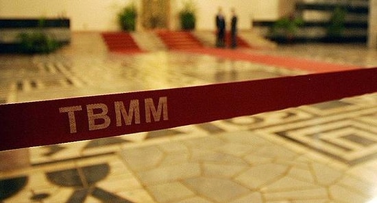 TBMM Yönetmeliğinde Değişiklik: Gazetecilere Yeni Meclis Kriteri