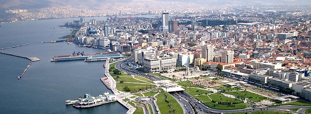 2. Halkının nefes alabileceği ve rahatça vakit geçirebileceği geniş park alanları.