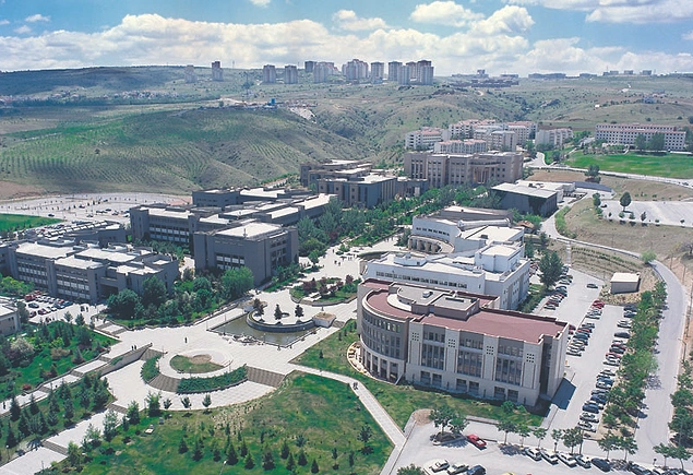 istanbul universitesi hukuk fakultesi ogrenim gormus taninmis kisiler