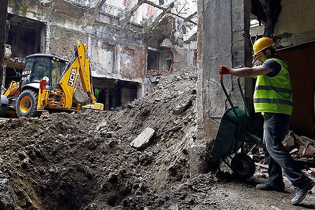 6. Asgari ücretliler AB ülkelerine göre daha fazla çalışıyor, daha az kazanıyor