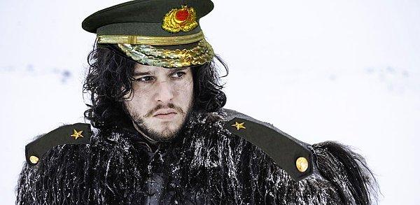 4. Jon Snow - Sınır Karakolu Komutanı