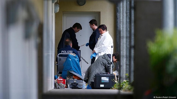 Almanya'da Terör Zanlısı İki Türk Tutuklandı