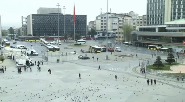 Saat 09:35