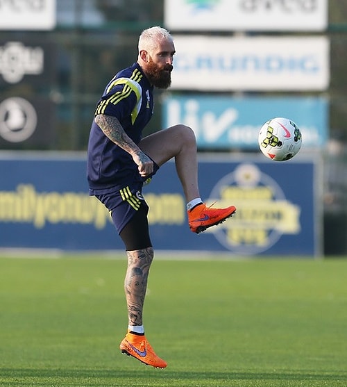 Fenerbahçe Kampa Girdi