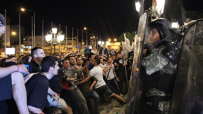 Makedonya'da Protesto: 55 Yaralı