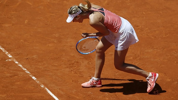 Sharapova, Madrid'de Zor da Olsa Çeyrek Finalde