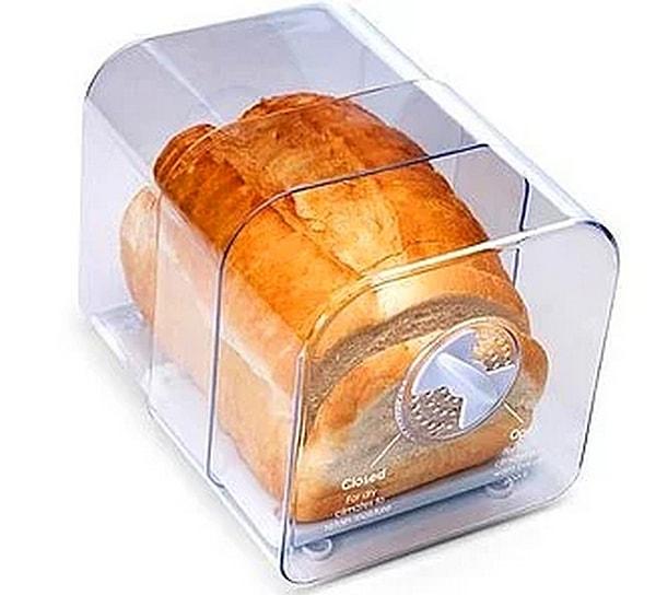 9. Ekmeğinizin taze kalma süresini 4 katına çıkaran bu teknolojik ekmek kutusu