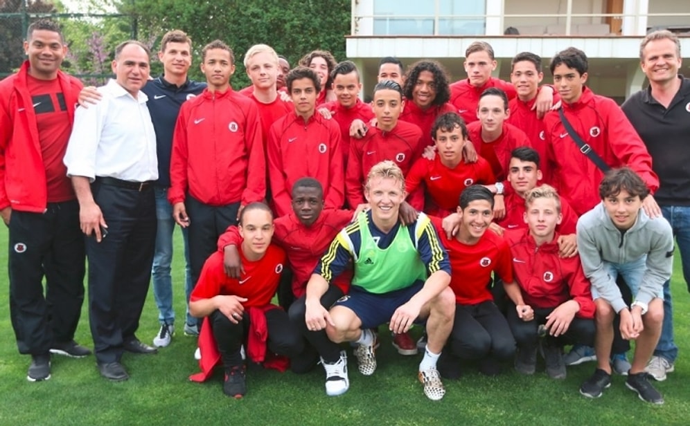 Fenerbahçe İdmanında Sürpriz Konuklar