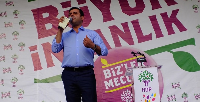 Demirtaş: 'Davutoğlu Seçimi Tamamlayamadan Pinokyo'ya Dönüşecek'