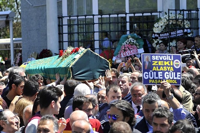 Usta Oyuncu Zeki Alasya Son Yolculuğuna Uğurlandı