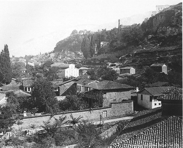 8. Tophane Sırtları