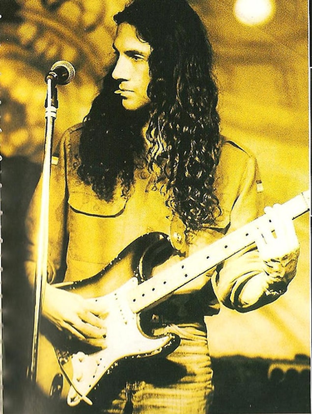Yavuz Çetin (2001)