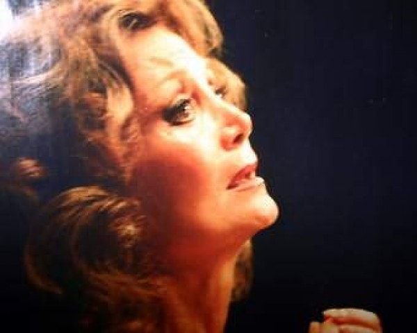 Yıldız Kenter