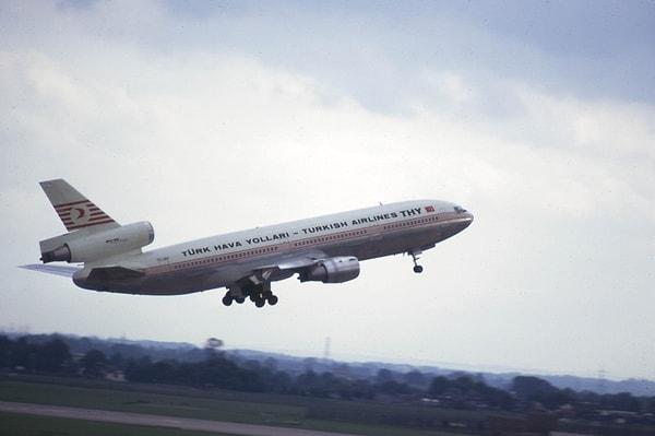 1. 3 Mart 1974/Paris – McDonnell Douglas DC-10/TC-JAV – 346 kişi