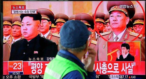 10. Kuzey Kore Lideri 'Törende Uyuya Kalan Bakanı İdam Etti' İddiası