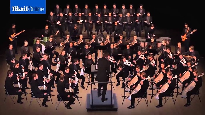 Tek Kişilik Dev Orkestra! Tek Başına Çaldığı Enstrümanlarla 70 Kişilik Orkestra Kuran Adam