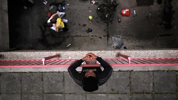 İnsan Yaşamını Tanrı'nın Gözünden İzlemek | God View