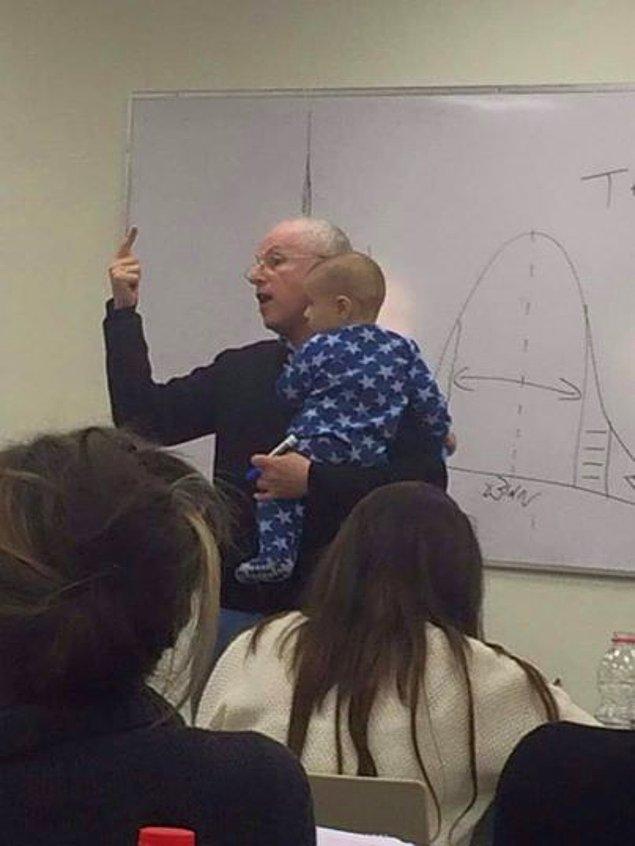 Prof. Sydney Engelberg’in örgütsel davranış dersi sırasında, sınıfa getirilen bir bebek birden bire ağlamaya başladı.
