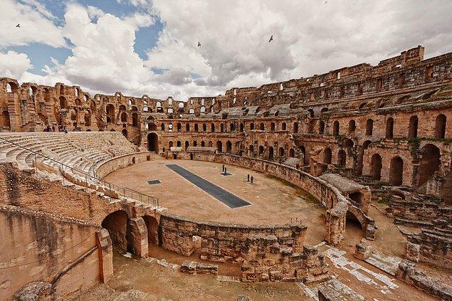8. Amphitheater of El Jem in Tunisia, built in the third century. It can held 35,000 spectators at once.