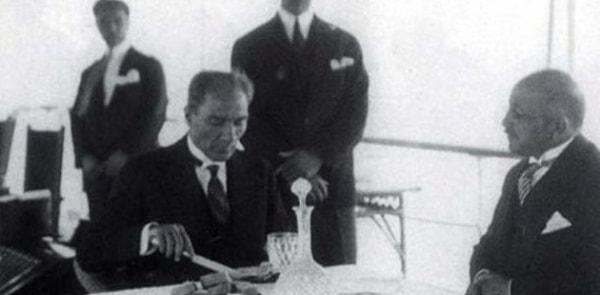 4. İzmir’de Atatürk’le Rum genci arasında geçtiği söylenen şu diyaloğu duymuşluğunuz vardır: