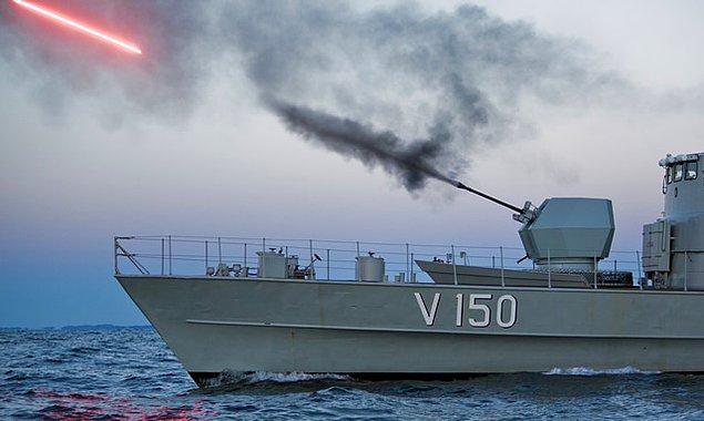 3. Jägaren (V150) savaş gemisi 40 mm izli mermi