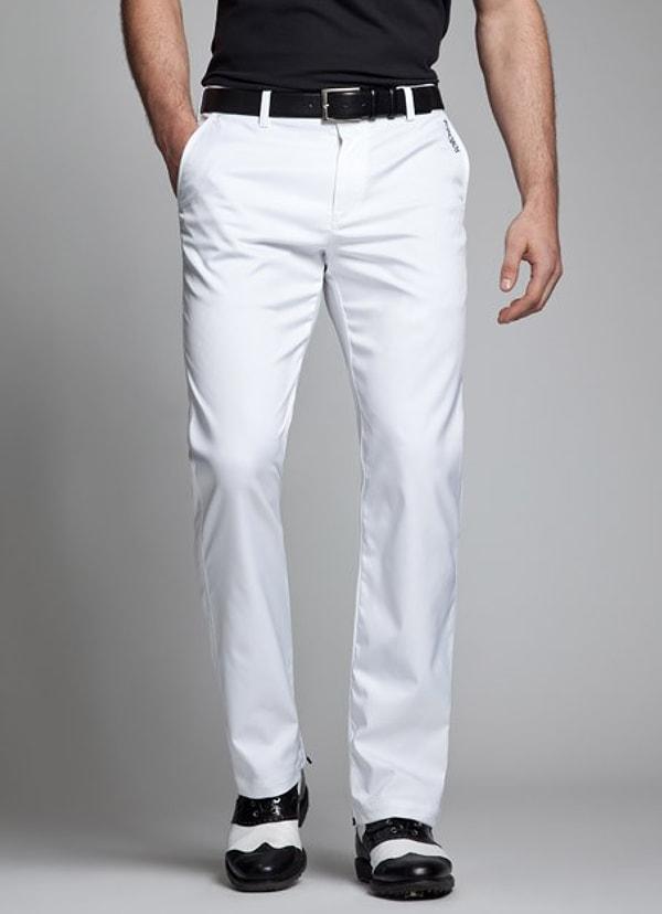 14. Beyaz pantolon