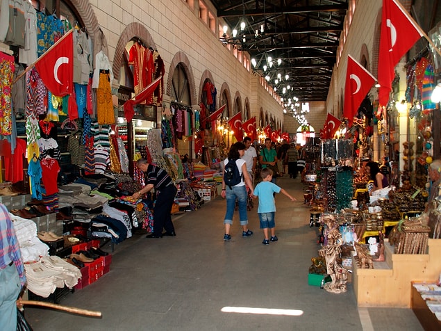 4. Türkülere ve şiirlere konu olan bir tarih: Aynalı Çarşı