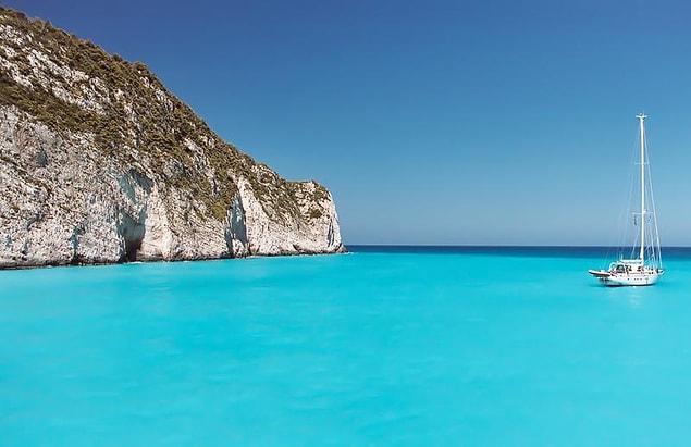17. Bozcaada ve Gökçeada beni kesmez diyenlere: Yunan adalarına kolaylıkla seyahat edebilme şansı.