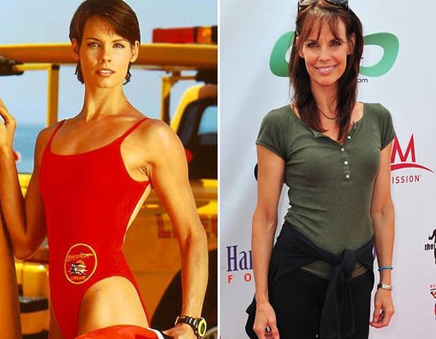 21. Alexandra Paul (Stephanie Holden)