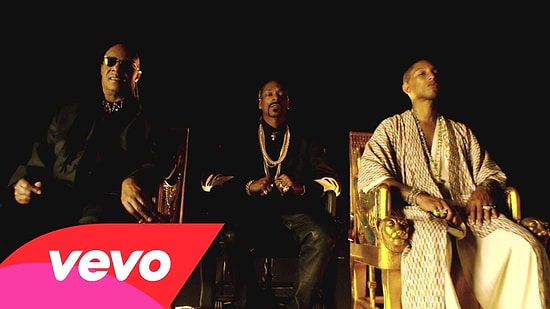 Snoop Dogg - California Roll ft. Stevie Wonder'ın Yeni Video Klibi