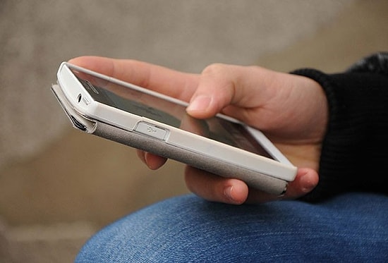 Yurtdışından Getirilen Telefonların Kayıt Harçları İnternetten Ödenebilecek