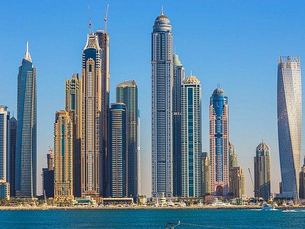 6. Dubai 3,885 kilometre kare alanda toplamda 686 yüksek yapıya sahip