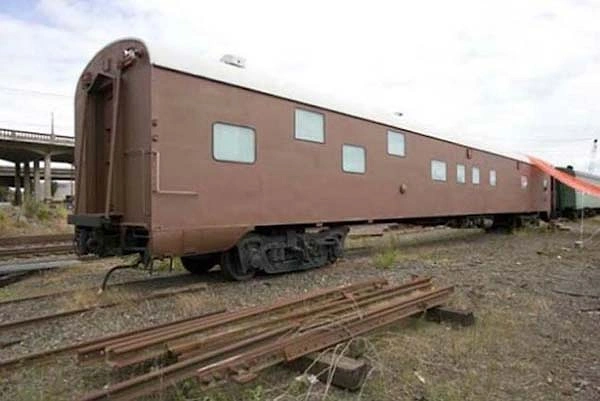 Pullman Şirketi tarafından 1949'da üretilen, eski bir tren...
