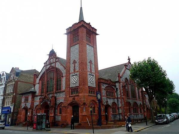 5. Londra'da eski bir Presbiteryan kilisesi...