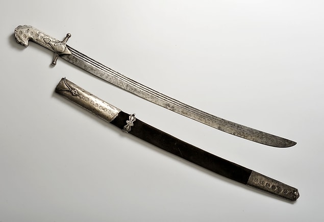 6. Karabela